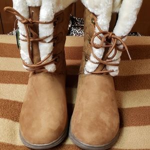 Suede lace up boots